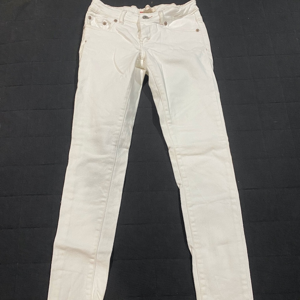 Levis White Skinny jeans